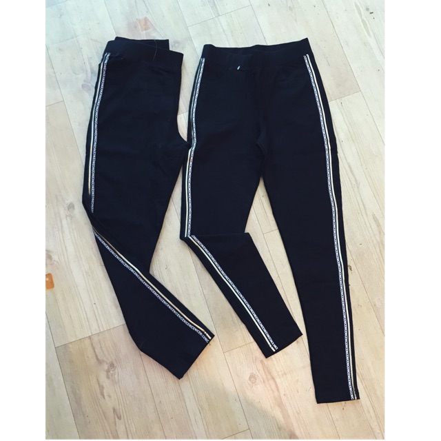 Quần legging chữ sọc