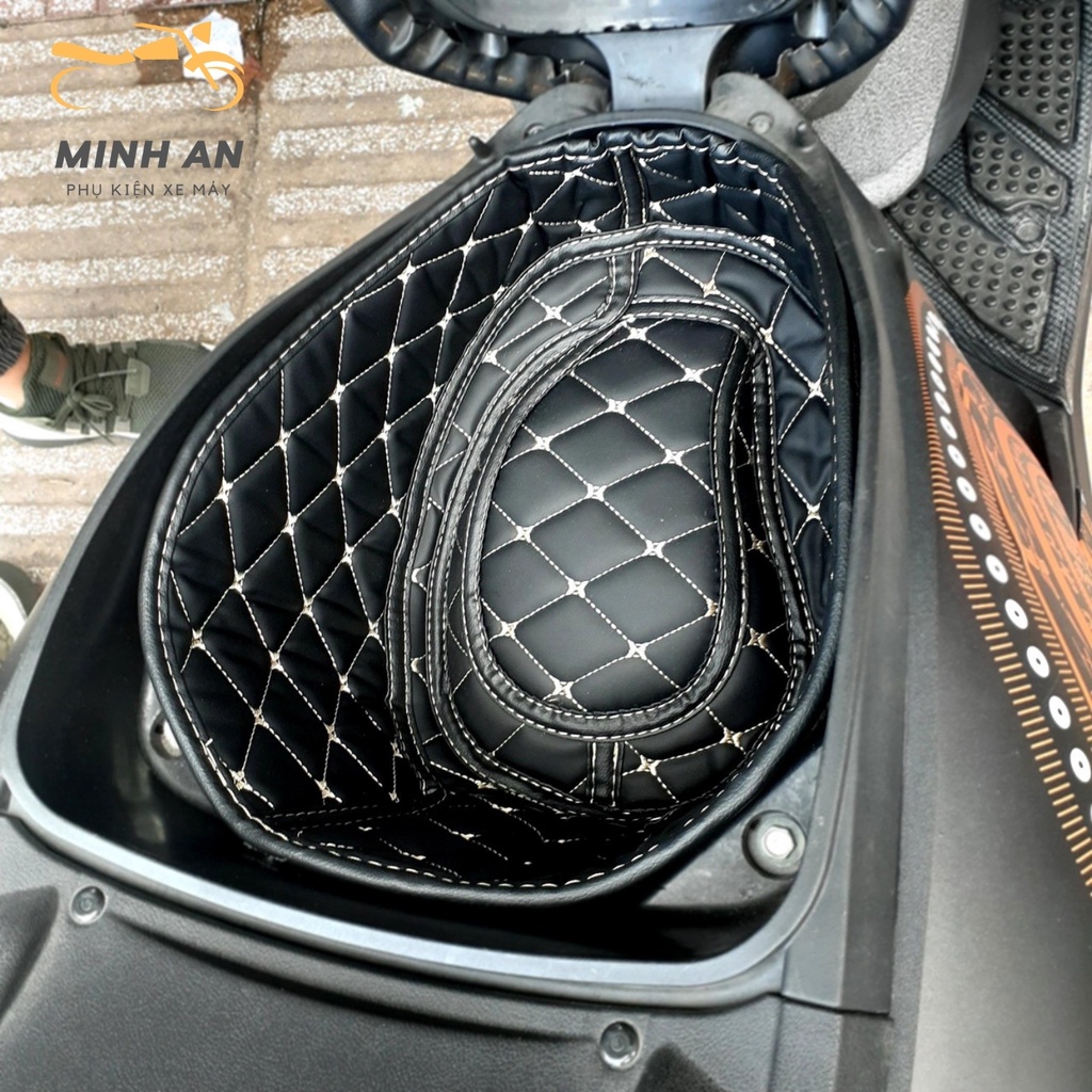 Lót Cốp Da Cách Nhiệt Chống Sốc Lót Cốp Xe Máy Honda SH Ý 150i 2006-2012 Có Túi Đựng Giấy Tờ Minh An