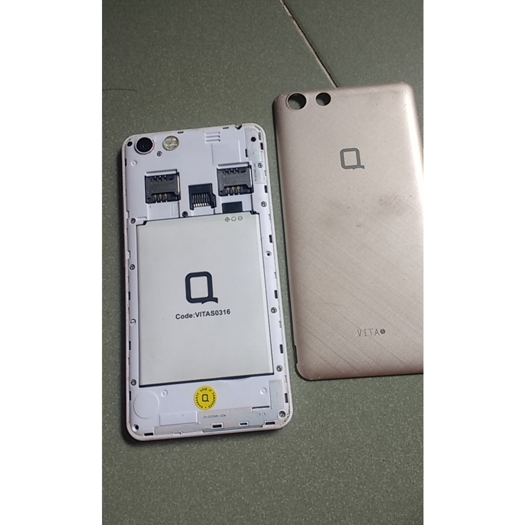 Qmobile vita s bể kính