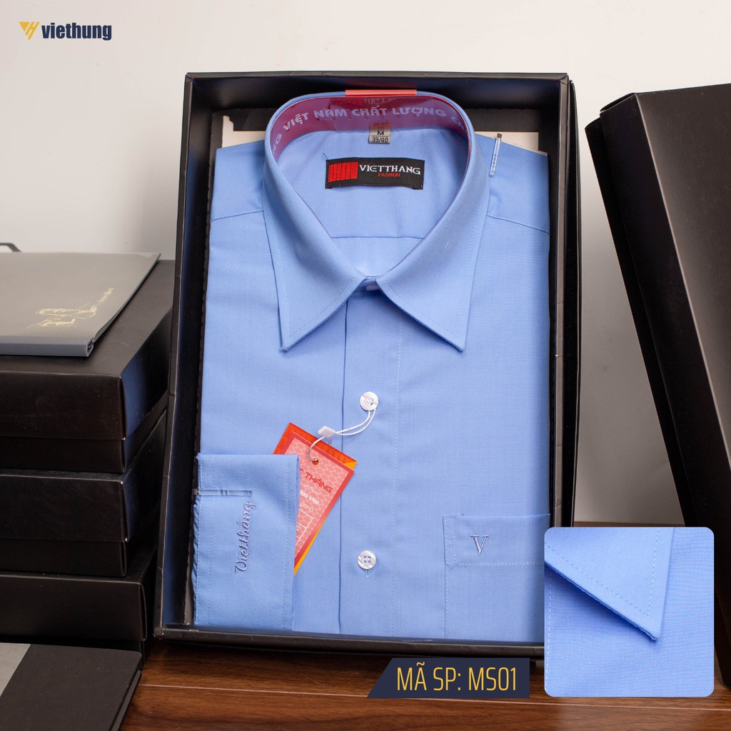 Áo Sơ Mi Nam Dài Tay Trơn Dáng Suông Vạt Ngang Chất Vải Ion Mỹ Thoáng Mát Túi Ngực Logo Thêu Nổi VIỆT HƯNG | BigBuy360 - bigbuy360.vn