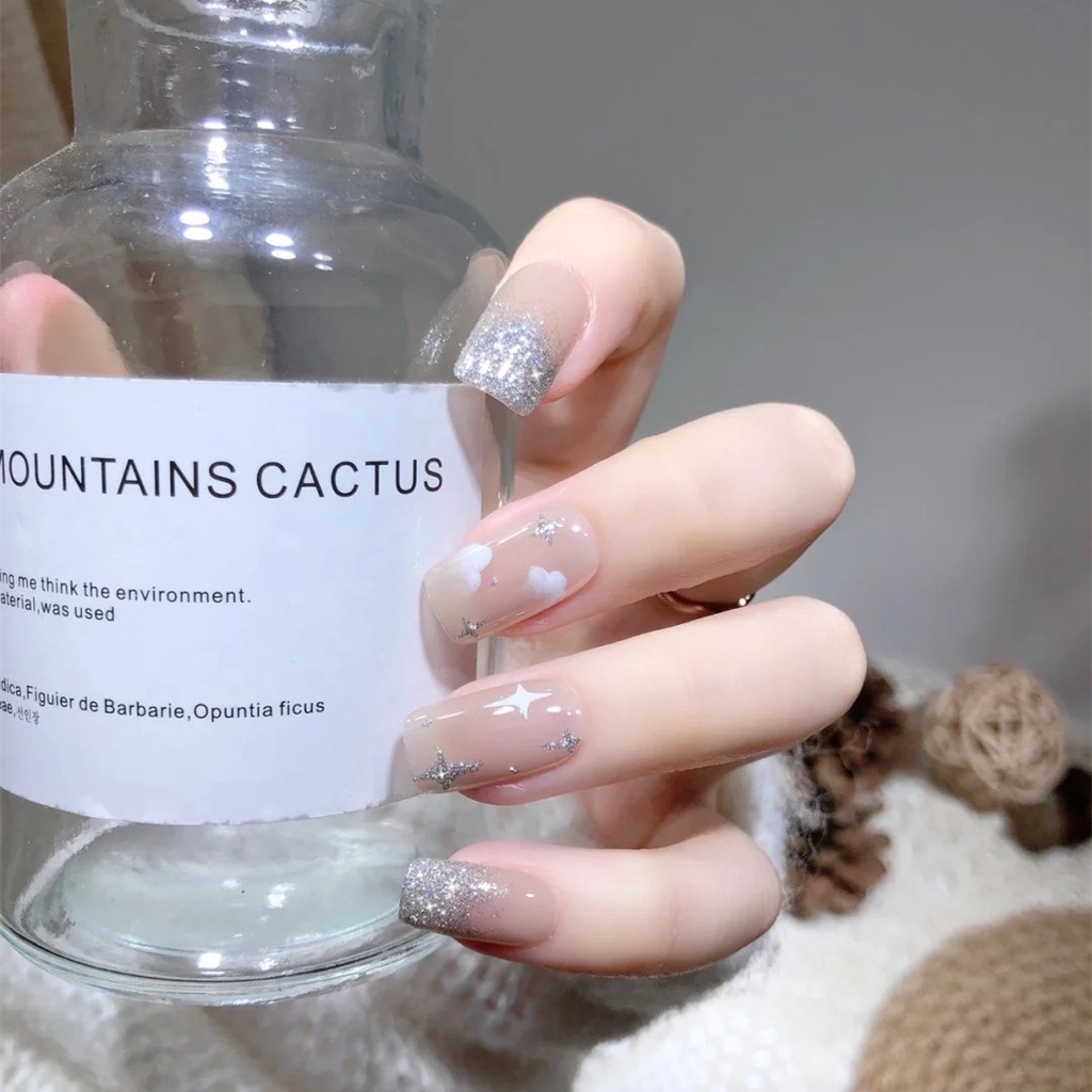 Set 24 Móng Tay Giả Trang Trí