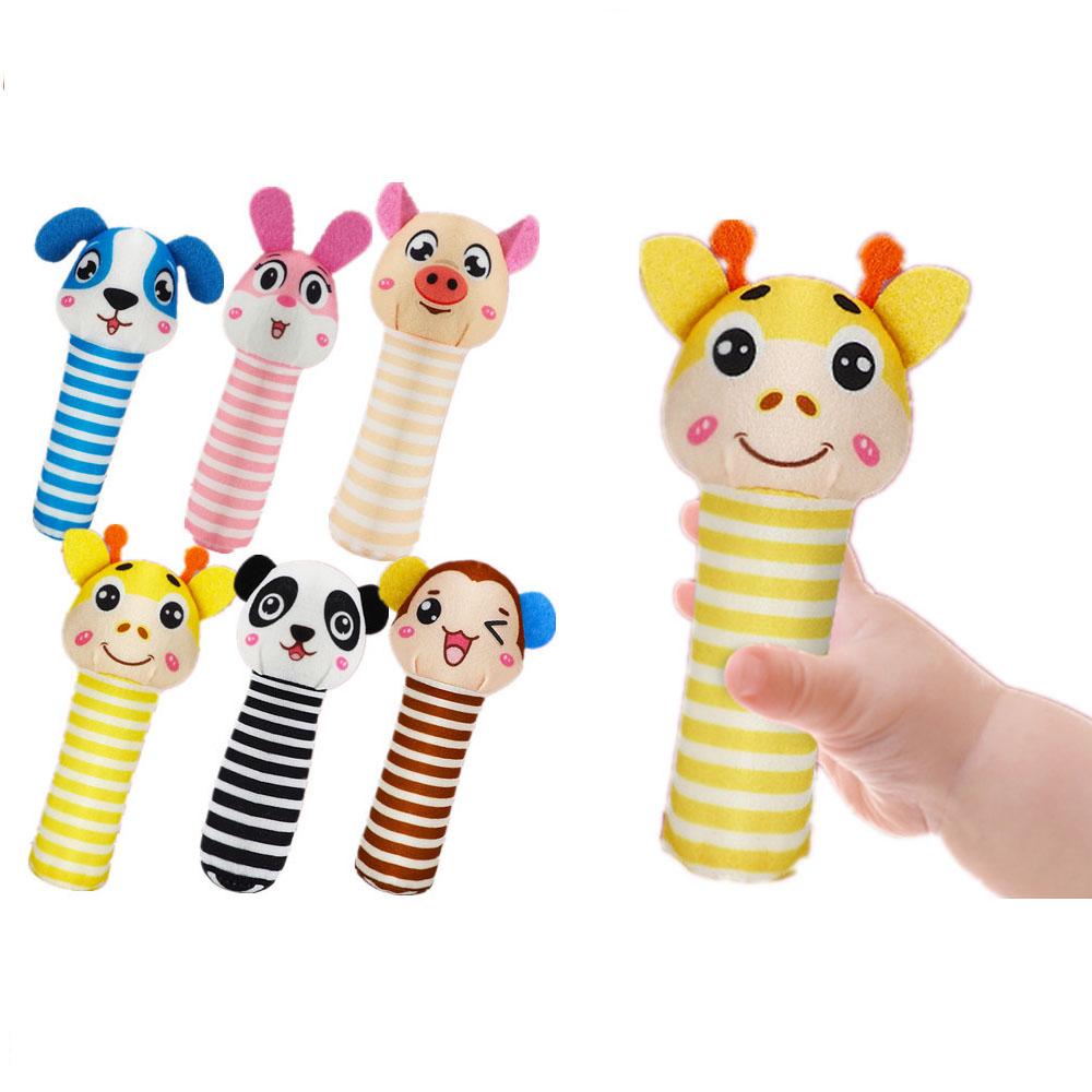 Cây lục lạc cầm tay nhồi bông hình thú đáng yêu cho bé