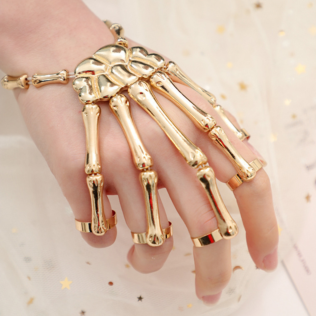 Vòng tay kết hợp nhẫn hình xương bàn tay phong cách gothic độc đáo
