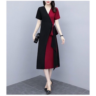 Đầm ôm phối màu đính dây