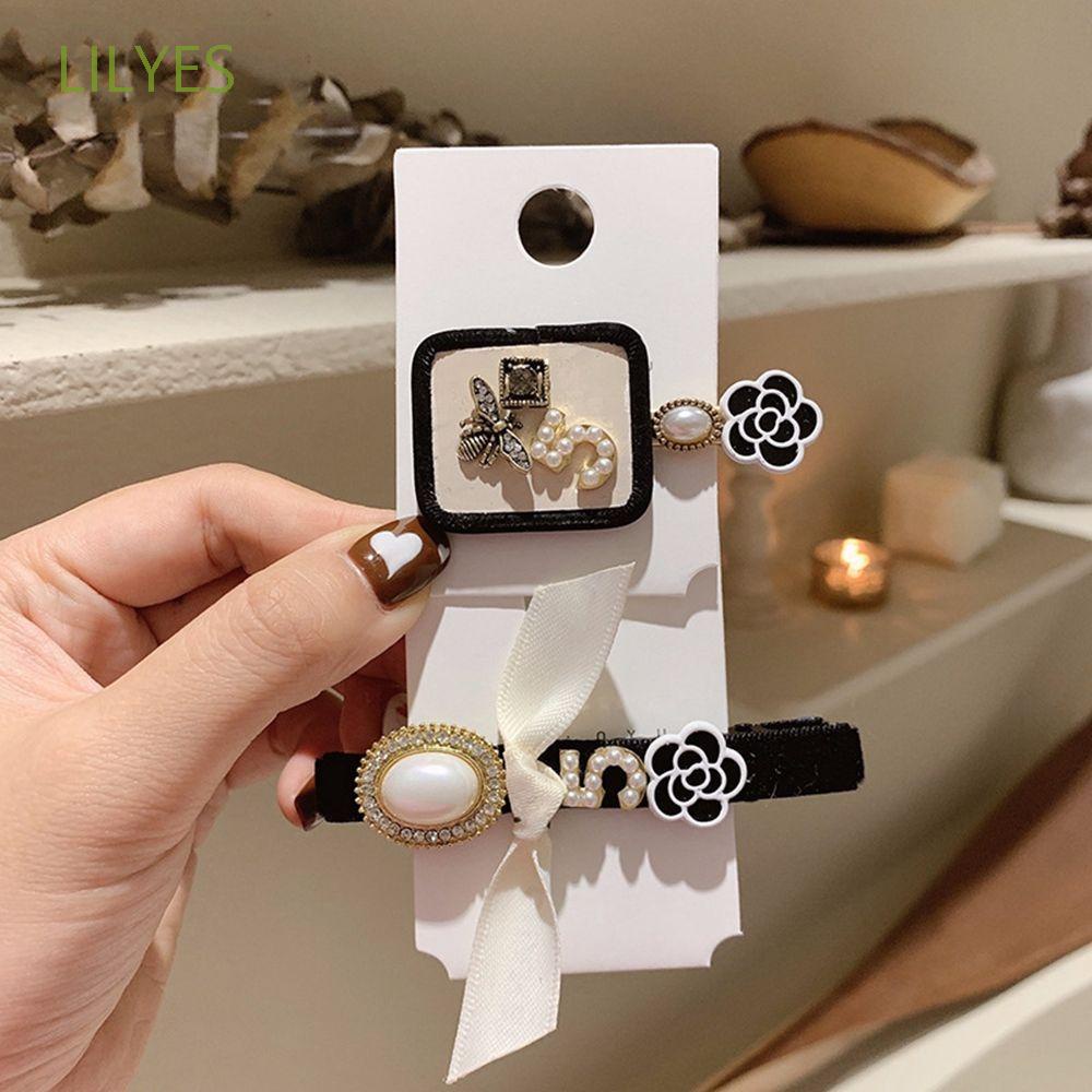 Kẹp tóc da PU trang trí hoa trà đính hạt ngọc trai nhân tạo phong cách Hàn Quốc cổ điển thời trang dành cho nữ