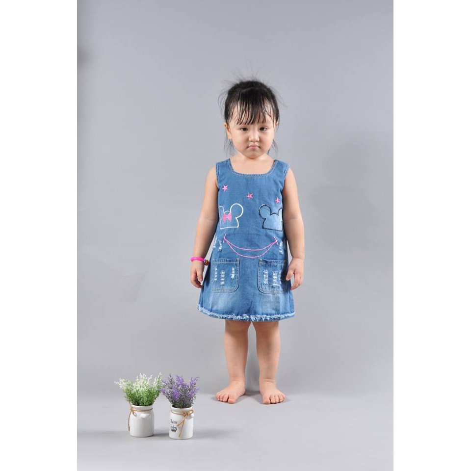 Đầm jeans bé gái