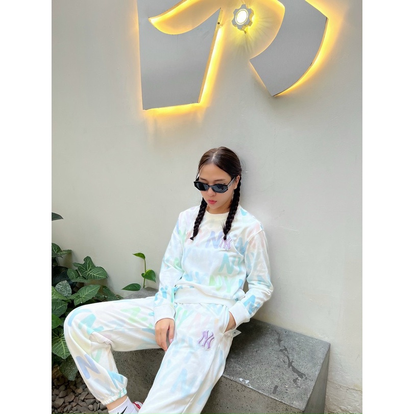 (HÀNG XUẤT XỊN) Áo tay dài trắng in nhiều màu M/L/B Monogram Rainbow New Full tag-code Size S M L Có quần bán kèm
