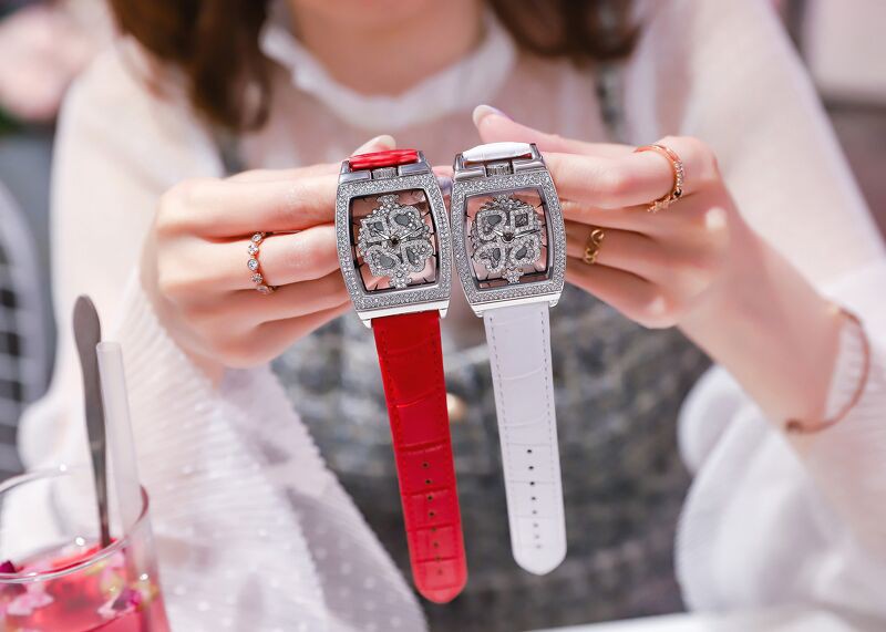 Đồng hồ nữ thời trang cao cấp DH182 Miu Luxury | BigBuy360 - bigbuy360.vn