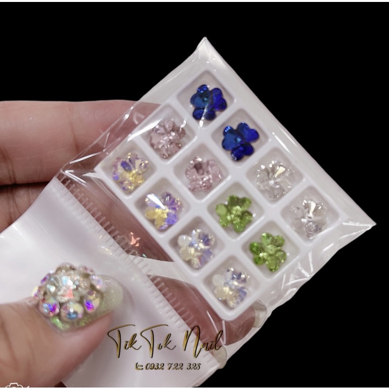 Đá khối hoa 3 cánh 4 cánh trang trí móng