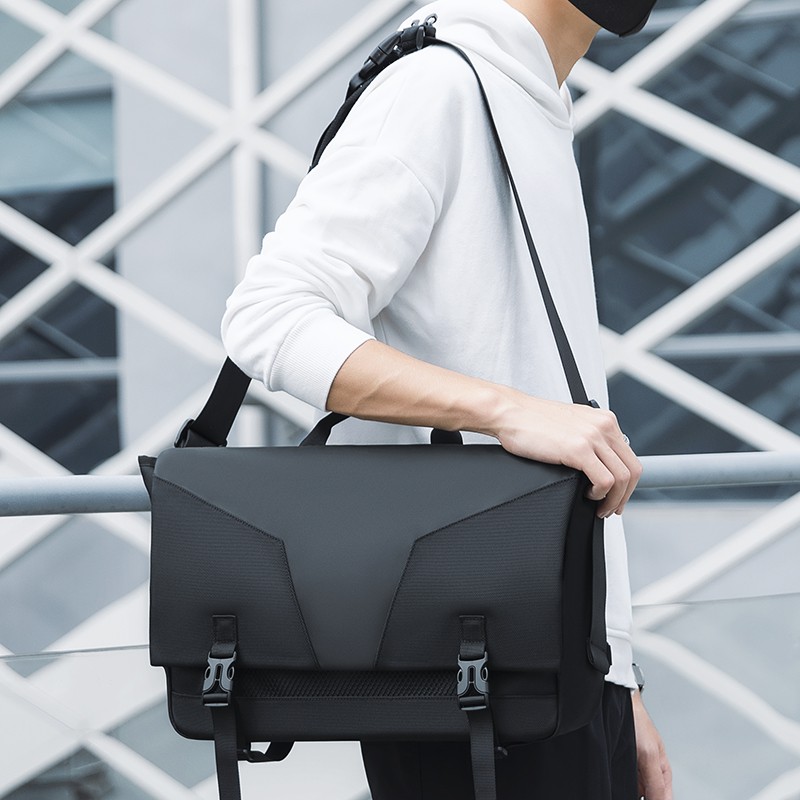 Túi đeo chéo Mark Ryden vải Oxford chống thấm nước đựng laptop 15.6 inch | BigBuy360 - bigbuy360.vn