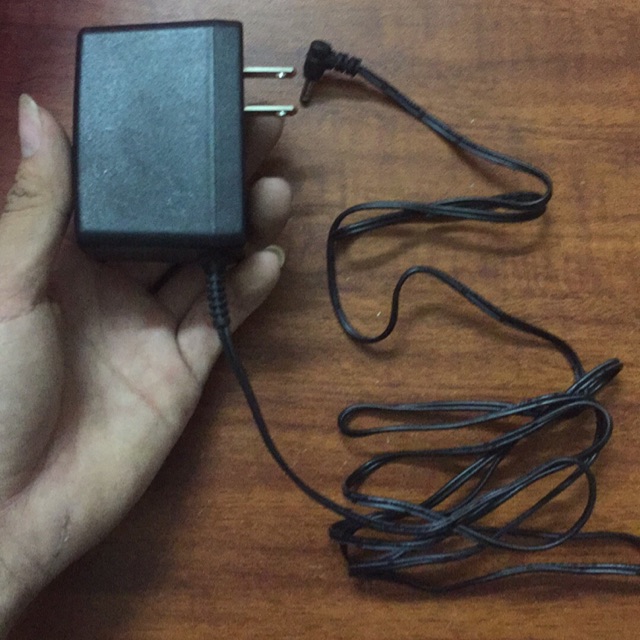 Sạc chân kim cho camera wifi