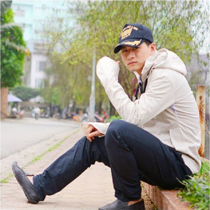 Áo chống nắng chất liệu Kaki cho nam màu trắng sữa cực mát (Đầy đủ size L, XL, XXL)