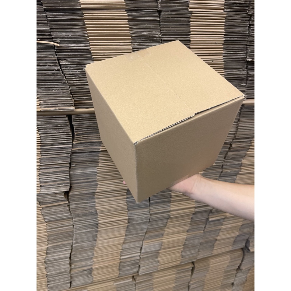 20 hộp carton vuông 20x20x20 dùng để đóng gói hàng hoá