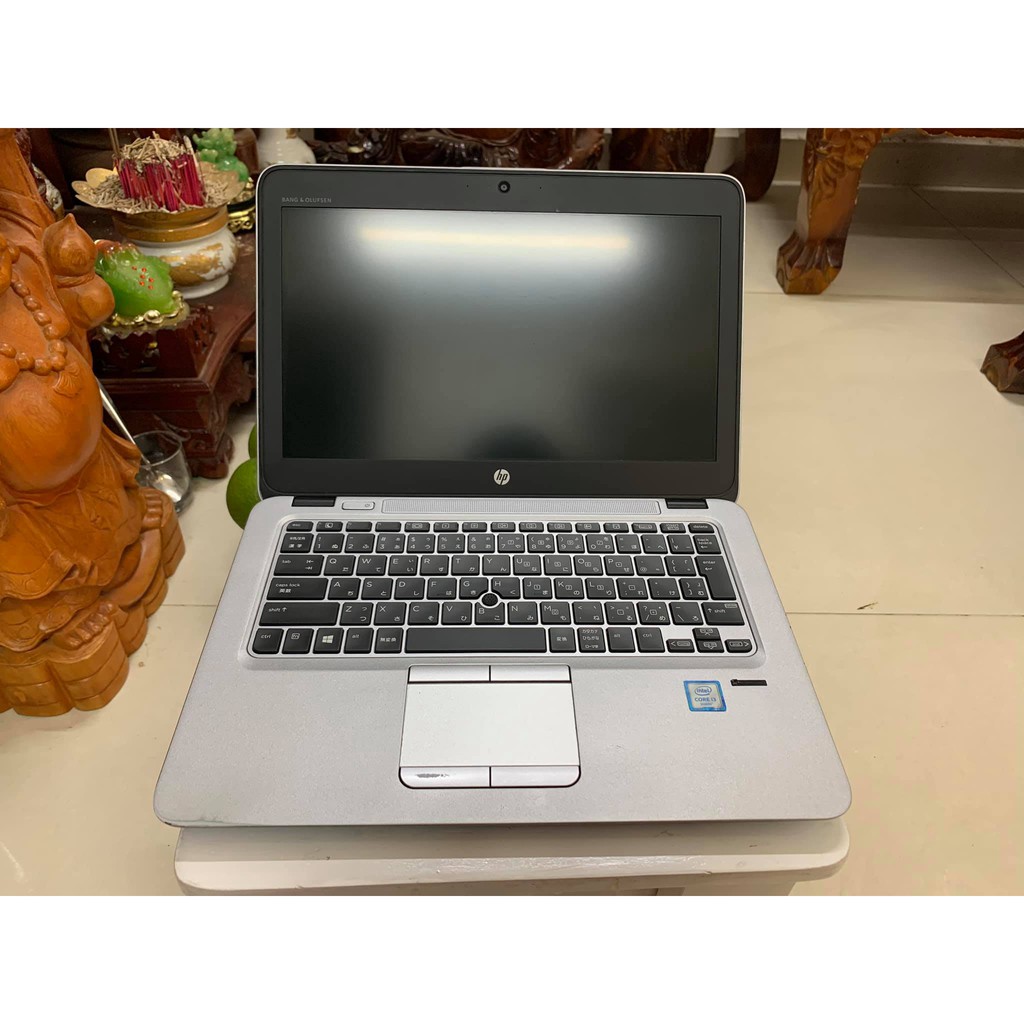 laptop hp elitebook 820g3 i3 giá rẻ cho anh em mua về sài