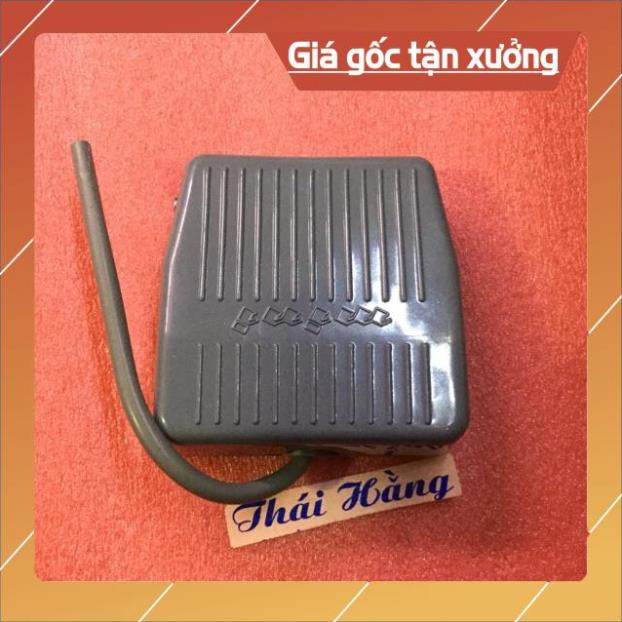 . Bàn đạp 3 dây FOOT SWITCH TFS-201 bằng nhựa ..