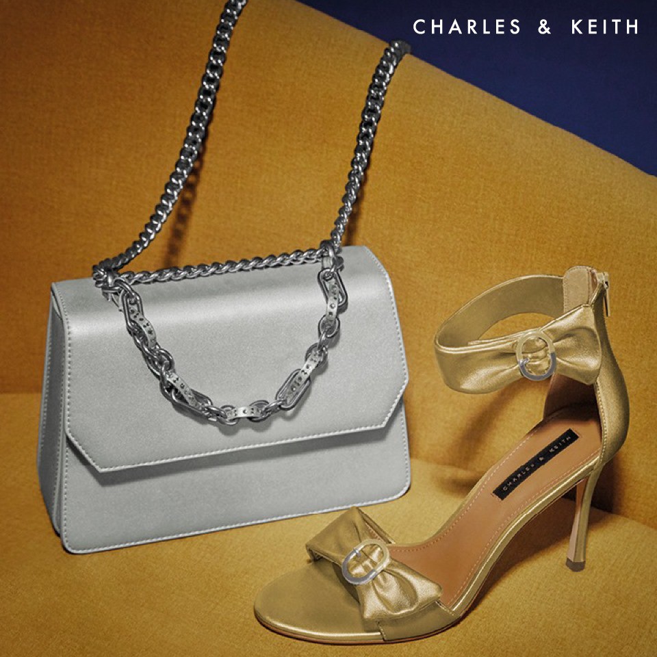Thanh lý CHARLES & KEITH - Giày cao gót đính nơ Ruched Two Tone Buckle Stiletto, new 99,9%, cnk