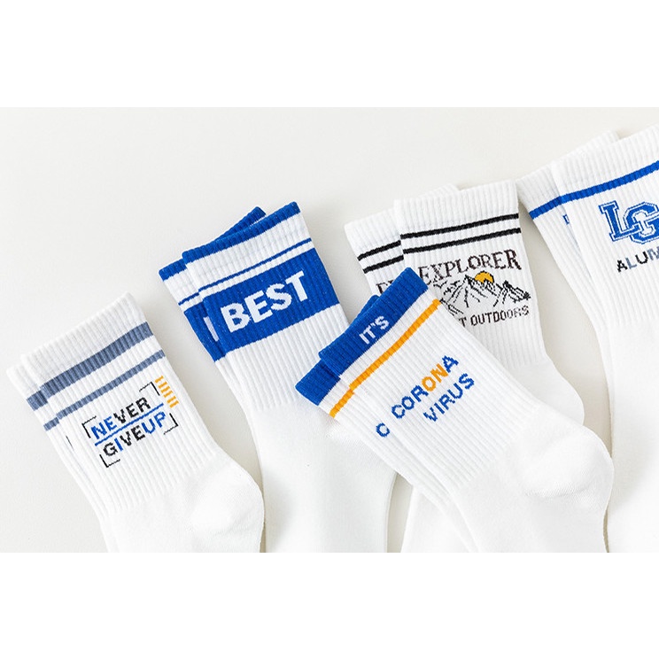 Vớ cotton cao cổ thể thao Nam Nữ phong cách trẻ trung, cá tính, năng động.