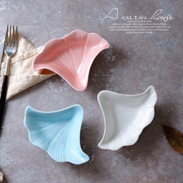 Bát sứ hình vây cá