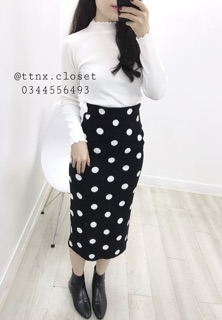 Chân váy len chấm bi