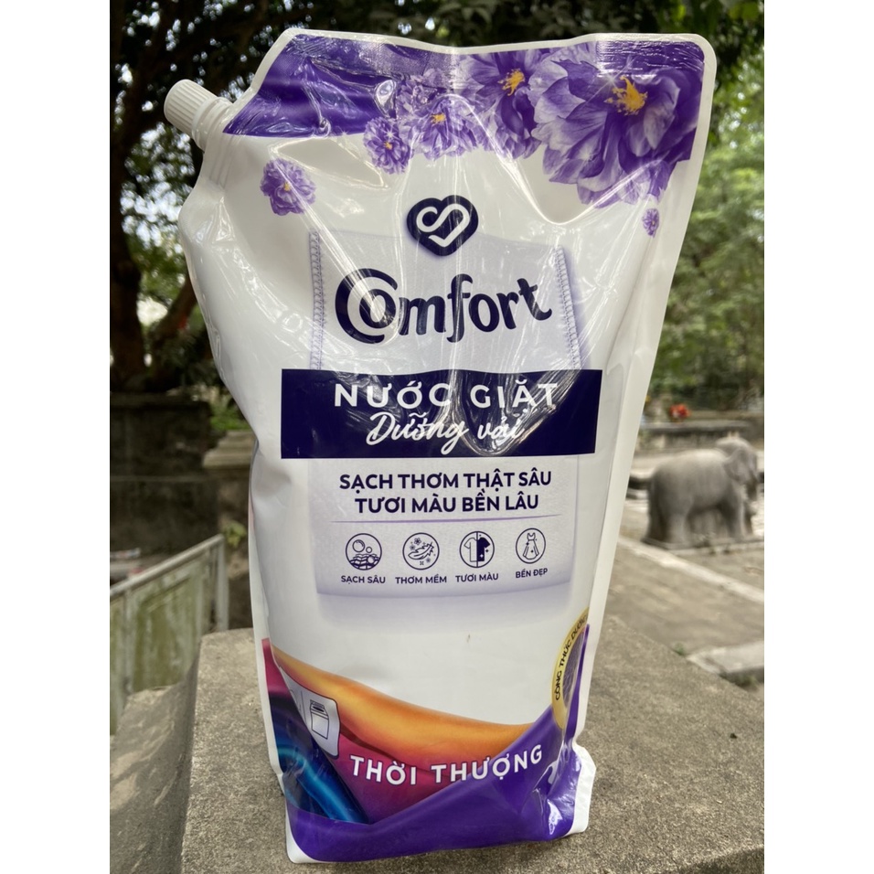 Nước giặt dưỡng vải Comfort hương Thời Thượng túi 2,2kg