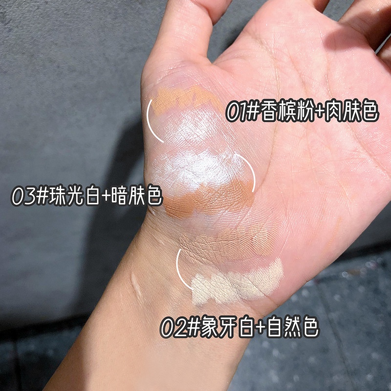 Bút Che Khuyết Điểm Bắt Sáng Và Tạo Khối Hai Đầu 2 Trong 1 Menow Mã P148