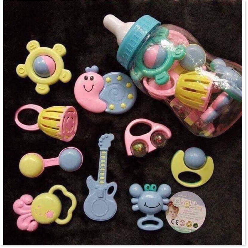 Bộ đồ chơi lục lạc cho bé  GIÁ VỐN Bộ đồ chơi cho bé 1-2 tuổi trong bình sữa, nhiều màu sắc
