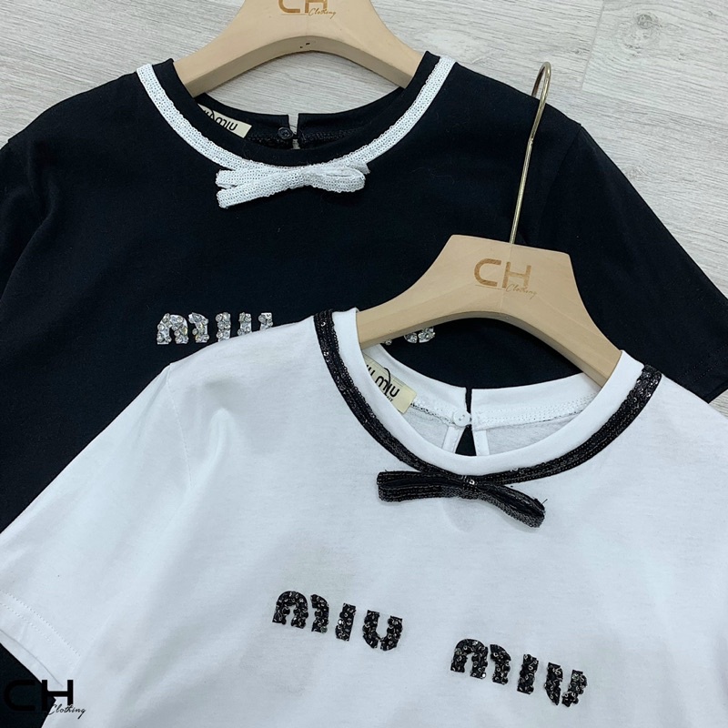 Áo phông miu miu cổ nơ kim tuyến hàng QCL1