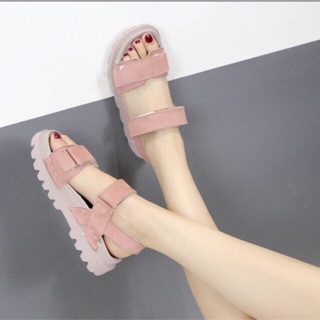 Sandal nữ giá rẻ