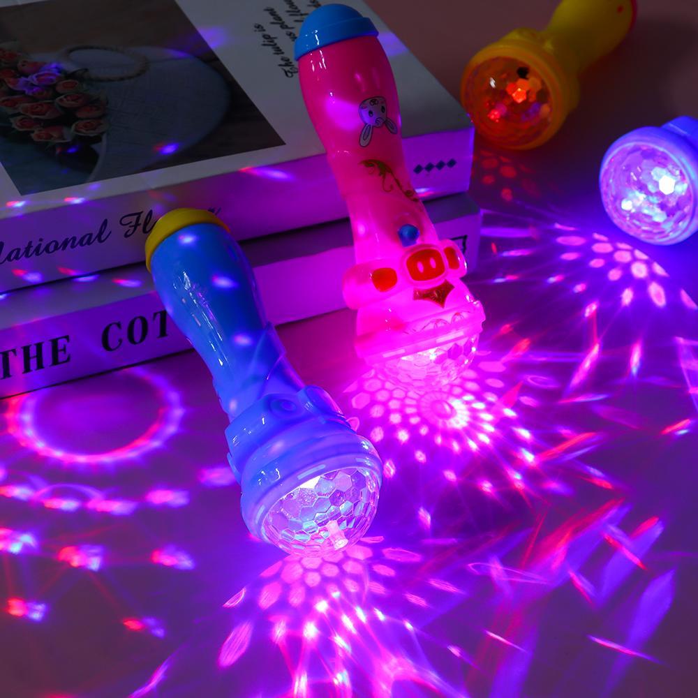 Micro Có Đèn Flash Vui Nhộn Dùng Để Hát Karaoke