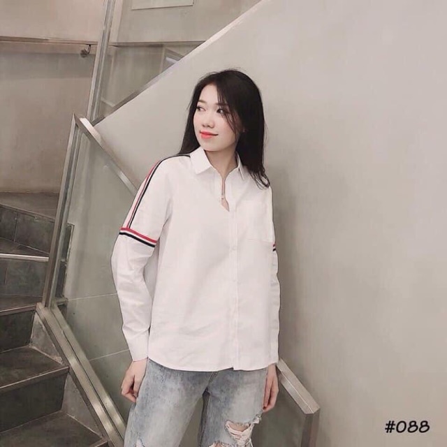 Ado sơ mi viền tay