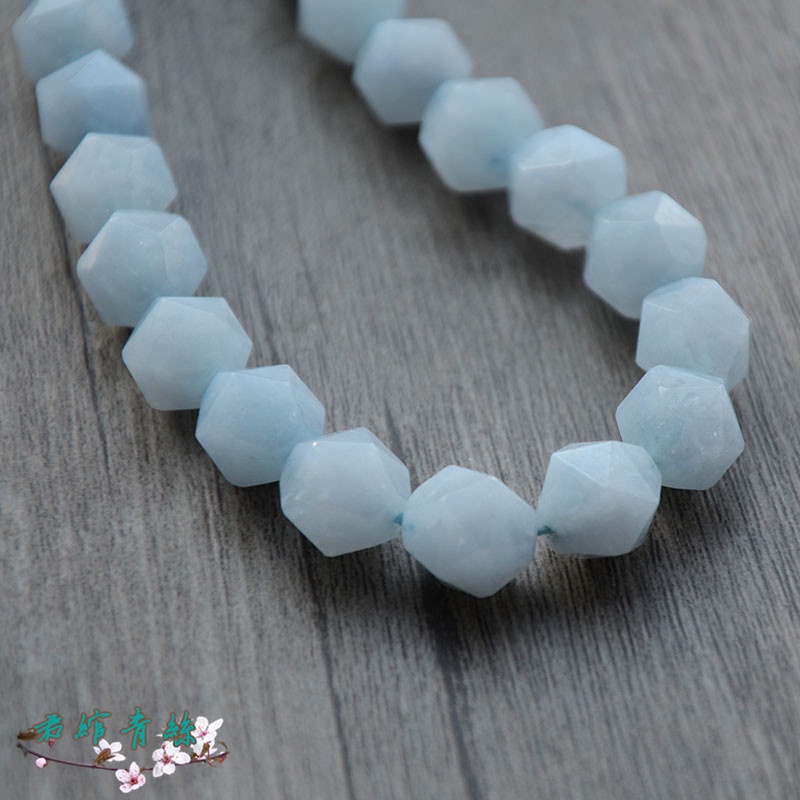 Chuỗi Hạt Hình Tam Giác Màu Xanh Aquamarine Tự Nhiên 8MM Dùng Làm Vòng Đeo Tay / Dây Chuyền diy