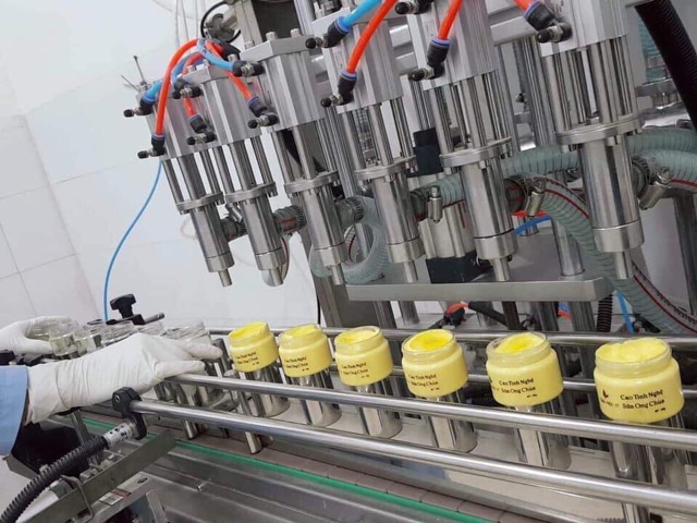 Hũ mặt nạ cao tinh nghệ sữa ong chúa 37 của Thảo Mộc 37 | BigBuy360 - bigbuy360.vn