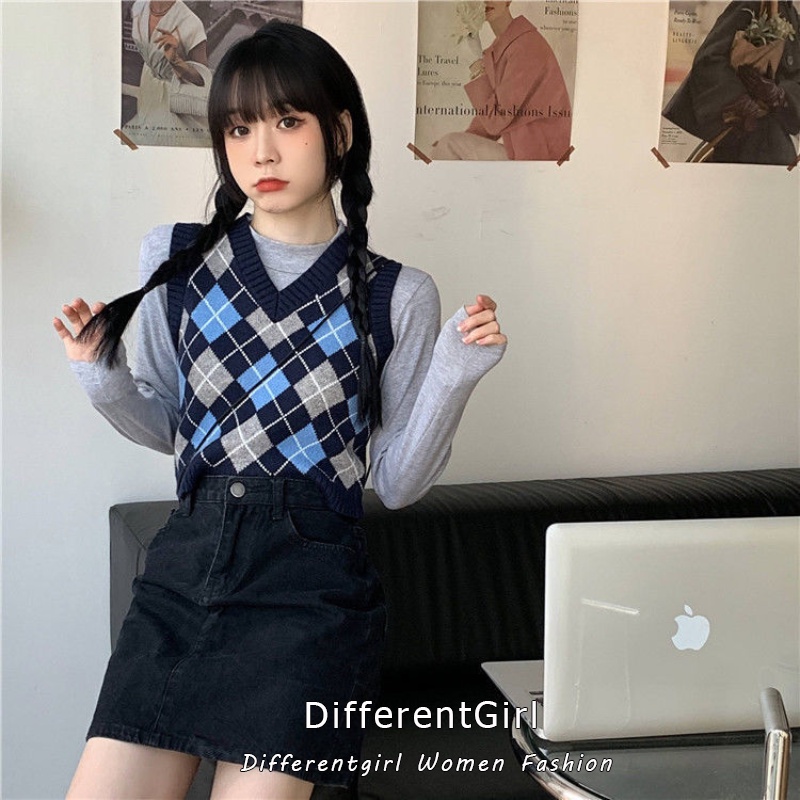 Áo dệt kim không tay cổ chữ V họa tiết kẻ sọc đính đá phong cách retro | BigBuy360 - bigbuy360.vn