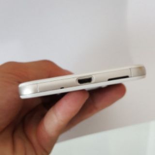Điện thoại Sharp 507sh