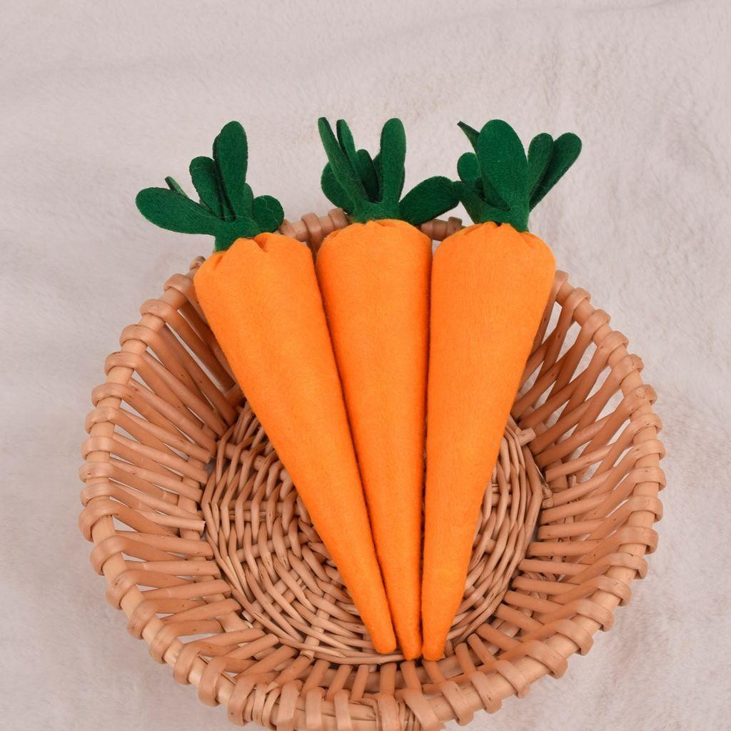 Búp Bê GIOVANNI Hình Củ Cà Rốt Dễ Thương