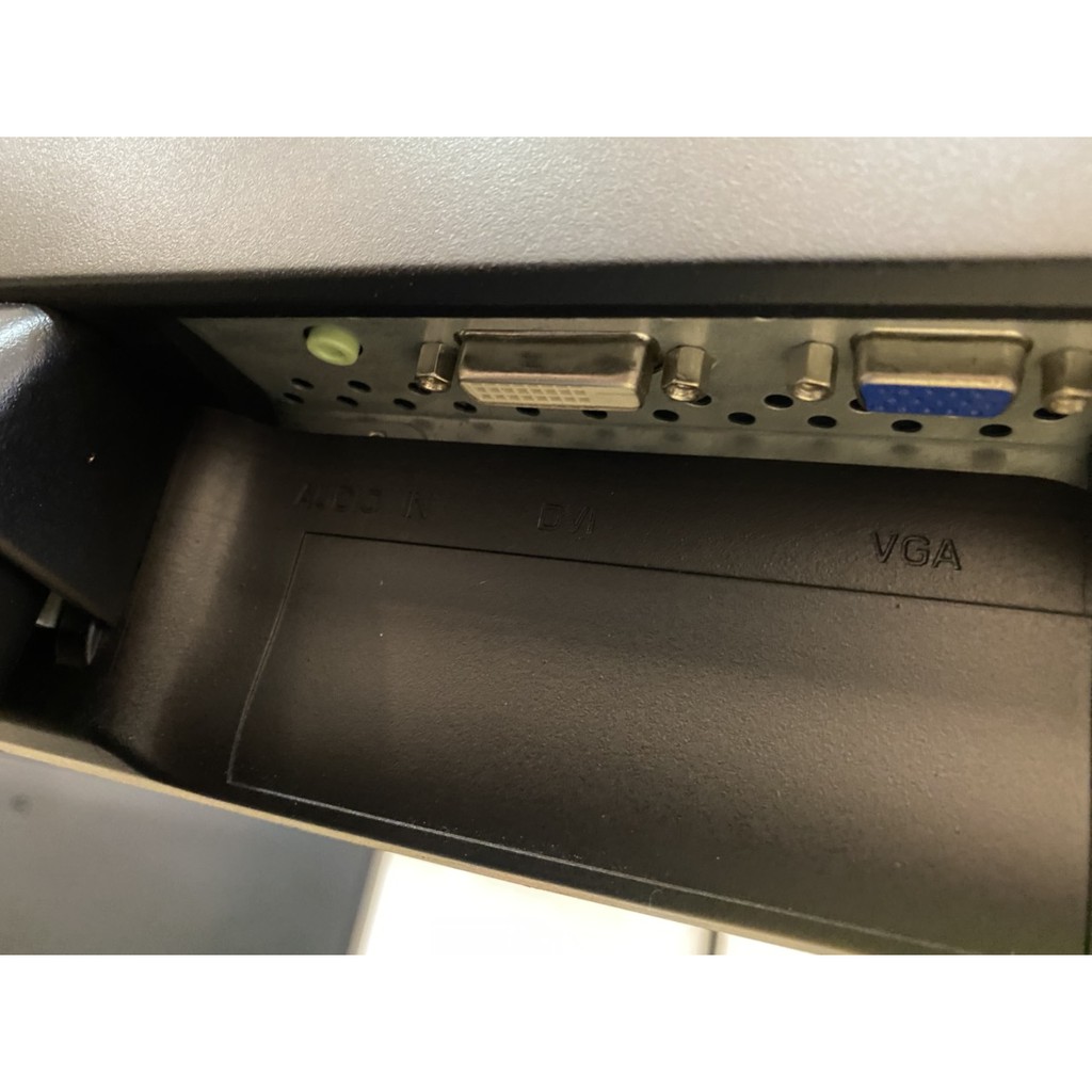 Màn hình máy tính LCD Dell vuông box 17 inch hàng Renew | BigBuy360 - bigbuy360.vn