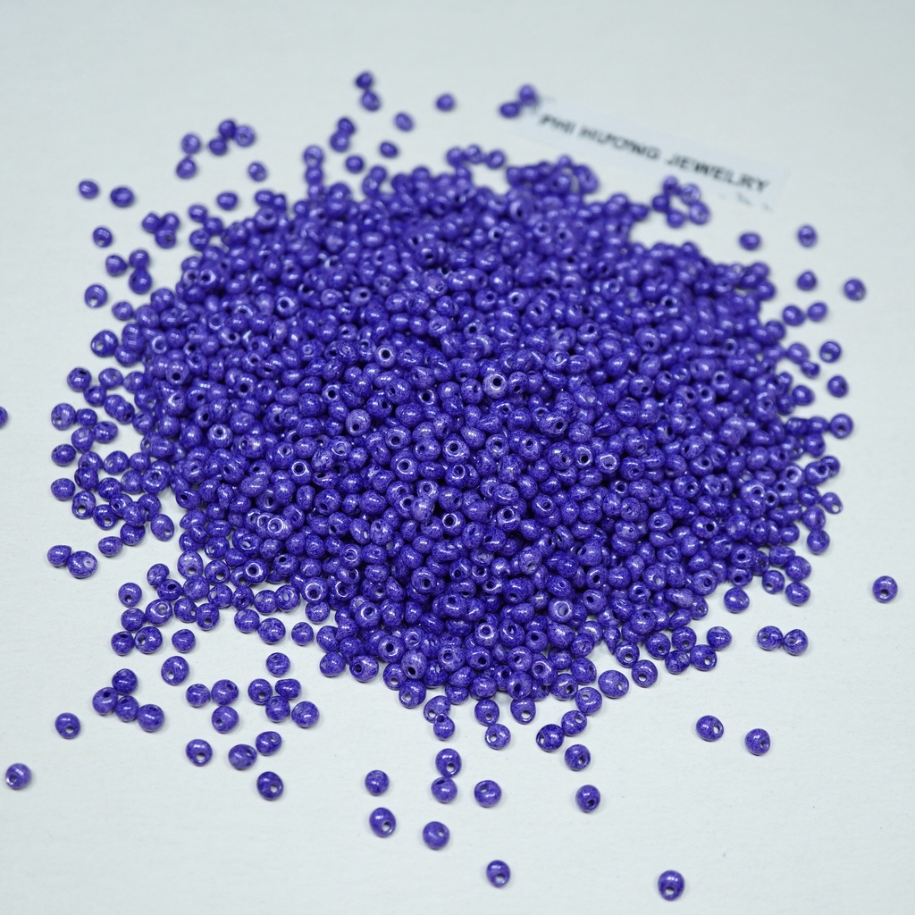 Gói 20gr hạt cuờm thuỷ tinh lệch lỗ 5mm