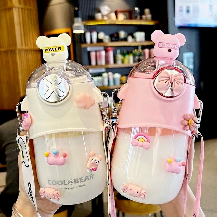 Bình Nước Nhựa Có Ống Hút Hình Gấu Bạo Lực Dễ Thương 2022