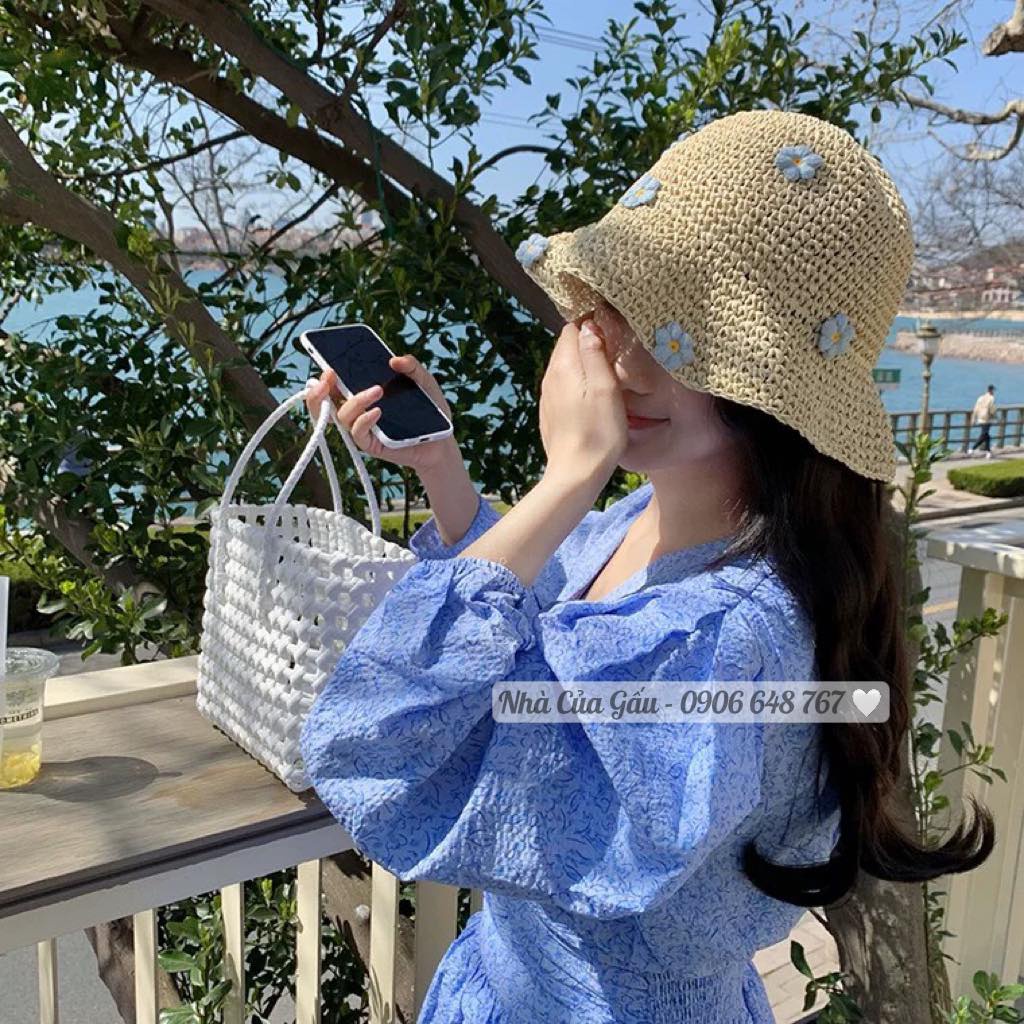 Set mũ cói đính nhiều hoa cúc quá yêu luôn