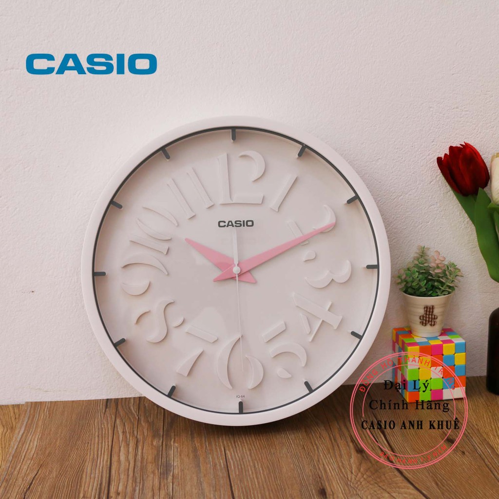 Đồng hồ treo tường phong cách hiện đại Casio IQ-64-4DF màu trắng ( 30.5 x 4.7 cm)