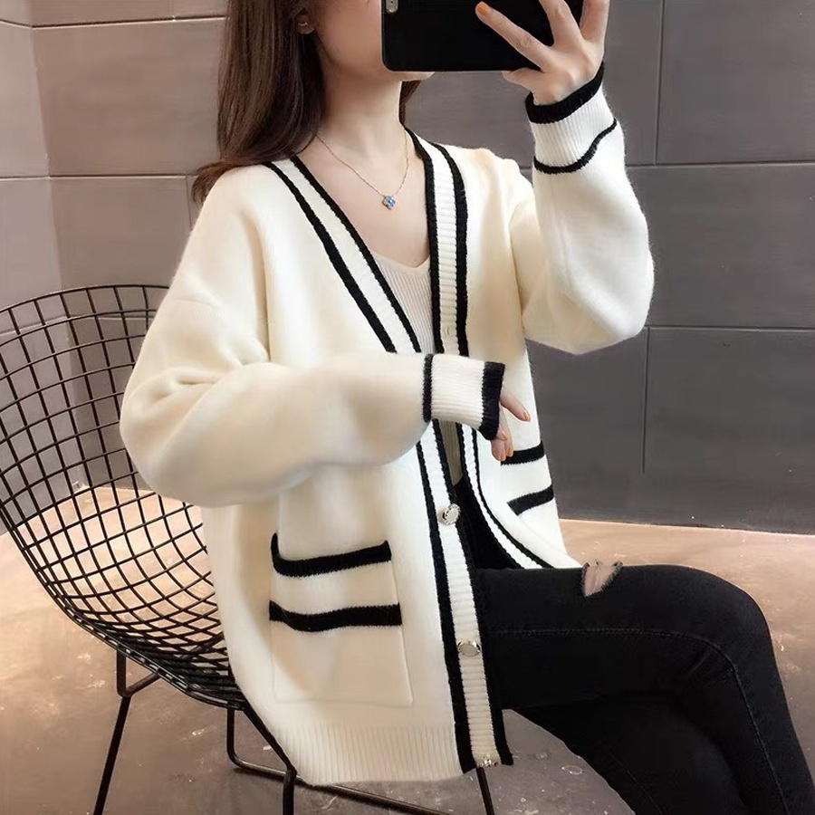 Áo khoác cardigan nữ form rộng, áo khoác ngoài cardigan len nữ phong cách Hàn Quốc len trơn không xù | BigBuy360 - bigbuy360.vn