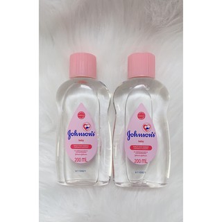 Dầu dưỡng ẩm Johnson's baby Oil 200ml