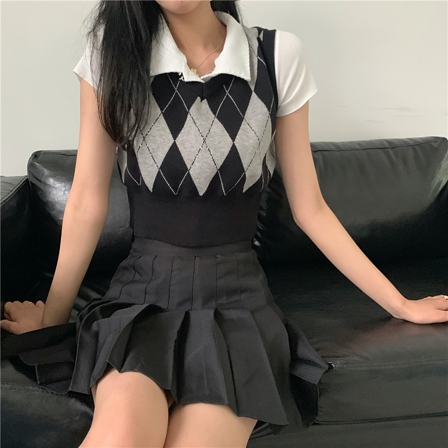 Sweater knitted diamond vest women's V-neck short college style