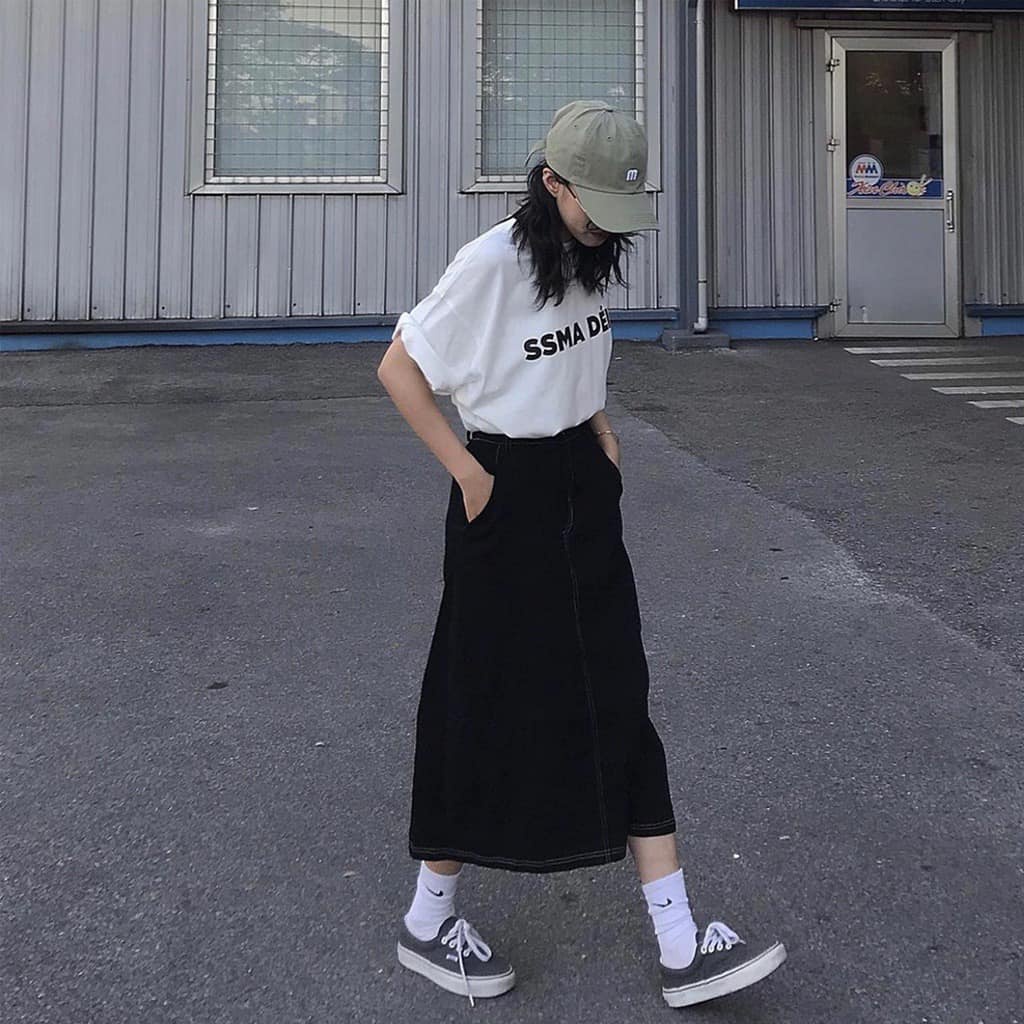 Chân váy suông dài xẻ tà phía sau phong cách hàn quốc ulzzang 💓 CHÂN VÁY JEAN DÀI CHỈ NỔI ULZZANG - CHÂN VÁY JEAN CO G