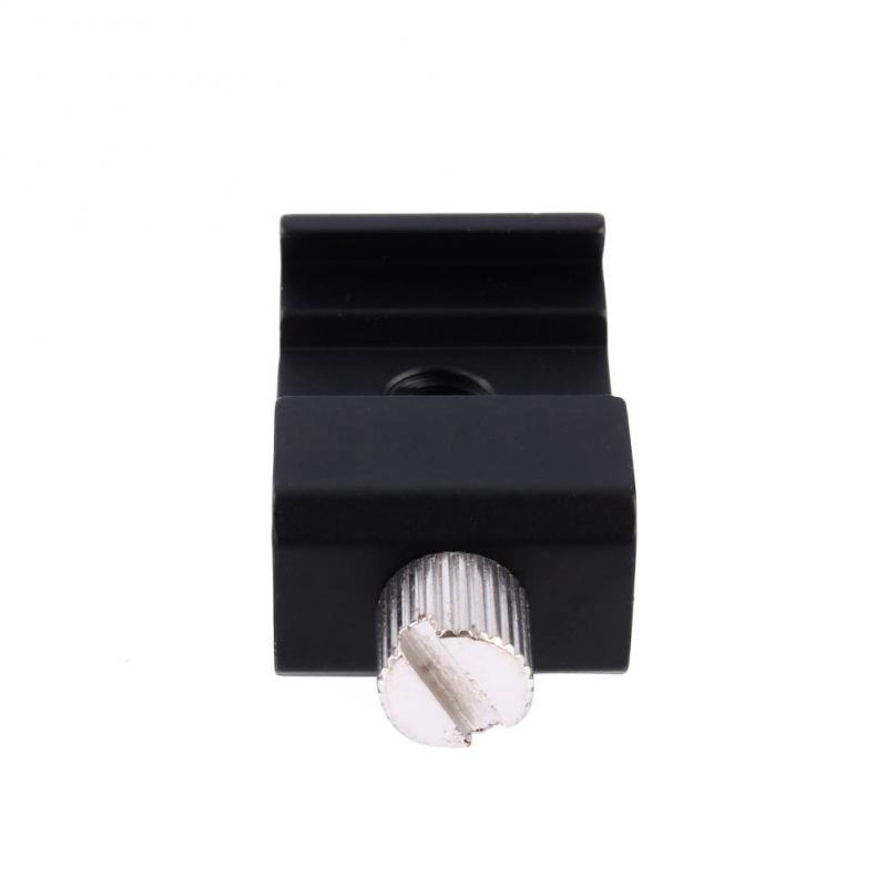 Đầu gắn đèn flash camera DSLR có khung trượt và lỗ vít 1/4&quot;