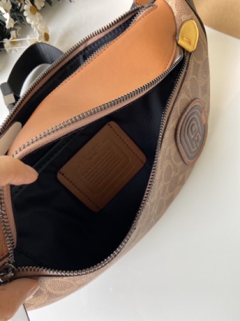 TÚI BAO TỬ COACH RIVINGTON UNISEX F69303