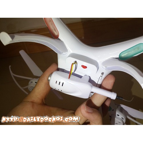 Xuongpinoto xin giới thiệu camera phát wifi trực tiếp về điện thoại sử dụng cho dòng máy bay điều khiển từ xa giá tốt