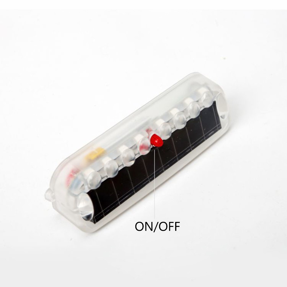 Đèn LED năng lượng mặt trời trang trí cửa xe hơi