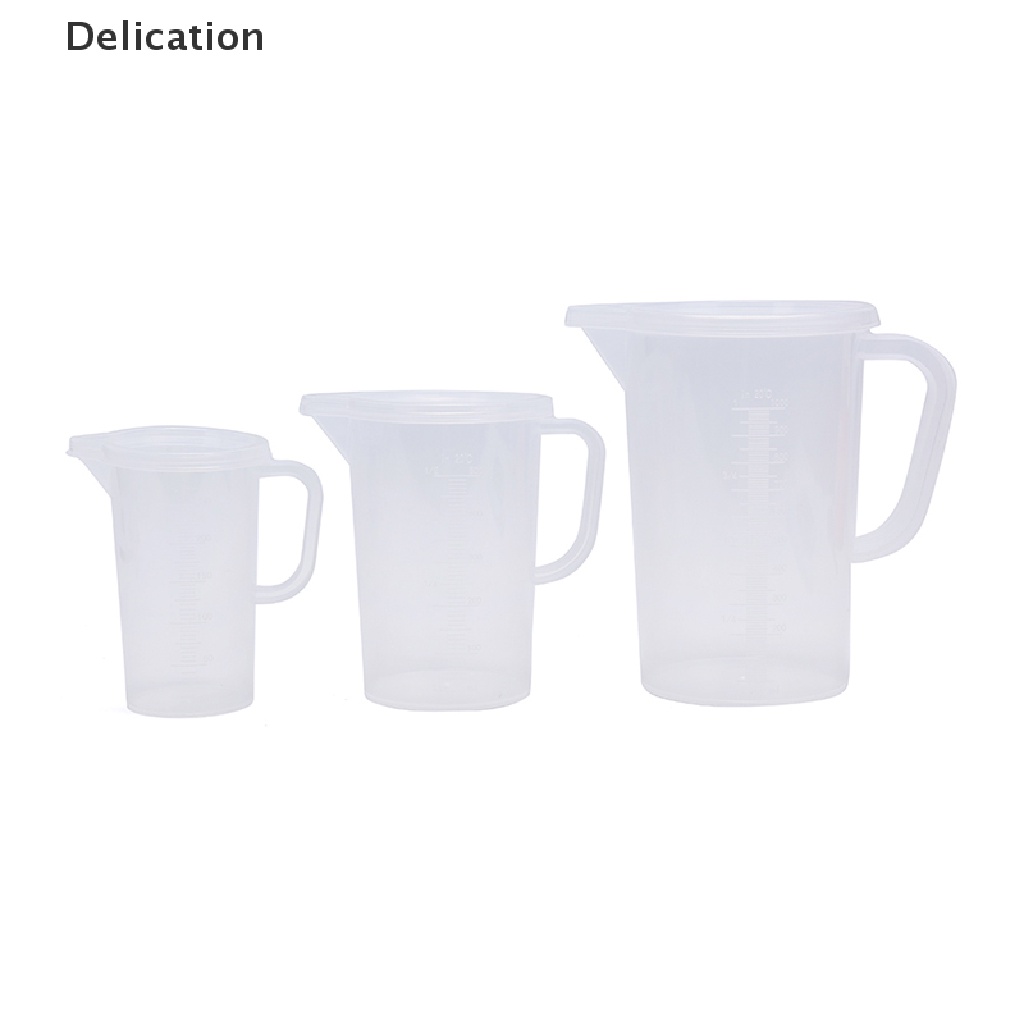Cốc đong bằng nhựa có tay cầm dày dặn tiện dụng cho nhà bếp