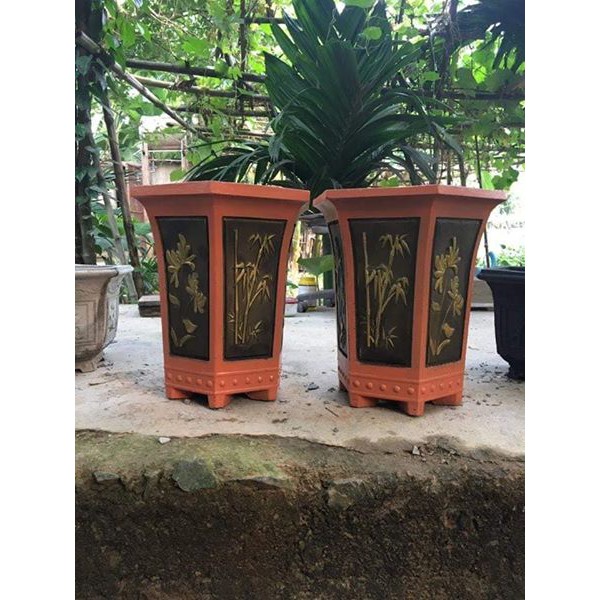 Khuôn chậu lục giác đứng, rộng 43cm cao 55cm